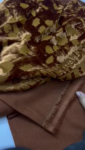 Rs 5250 Riaz Arts Pahali Cutwork Velvet Shawl Zari Wool 3pc Rs 5250 Riaz Arts Pahali Cutwork Velvet Shawl Zari Wool 3pc